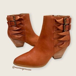 $369 Frye Reina Twist Cognac Leather Pull On Fall/Winter/Spring Ankle Booties